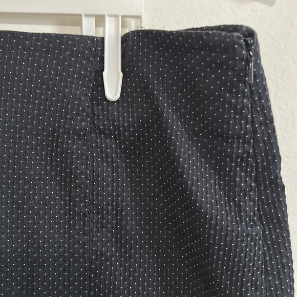 Bebe woman’s polka dot skirt size 2 - Picture 2 of 4